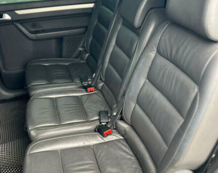 Синий Фольксваген Туран, объемом двигателя 1.97 л и пробегом 283 тыс. км за 7400 $, фото 31 на Automoto.ua