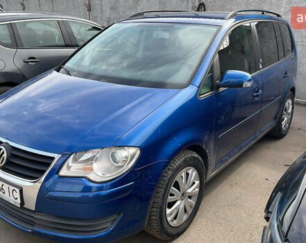 Синій Фольксваген Туран, об'ємом двигуна 1.4 л та пробігом 280 тис. км за 5888 $, фото 18 на Automoto.ua