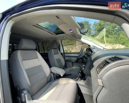 Синий Фольксваген Туран, объемом двигателя 1.97 л и пробегом 320 тыс. км за 8800 $, фото 17 на Automoto.ua