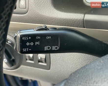 Синий Фольксваген Туран, объемом двигателя 1.6 л и пробегом 268 тыс. км за 6399 $, фото 28 на Automoto.ua