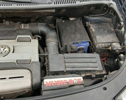 Синій Фольксваген Туран, об'ємом двигуна 1.4 л та пробігом 208 тис. км за 4600 $, фото 7 на Automoto.ua