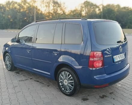 Синий Фольксваген Туран, объемом двигателя 1.4 л и пробегом 250 тыс. км за 5900 $, фото 1 на Automoto.ua