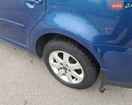 Синий Фольксваген Туран, объемом двигателя 1.6 л и пробегом 270 тыс. км за 6900 $, фото 12 на Automoto.ua