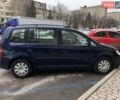 Синій Фольксваген Туран, об'ємом двигуна 1.6 л та пробігом 186 тис. км за 8300 $, фото 1 на Automoto.ua
