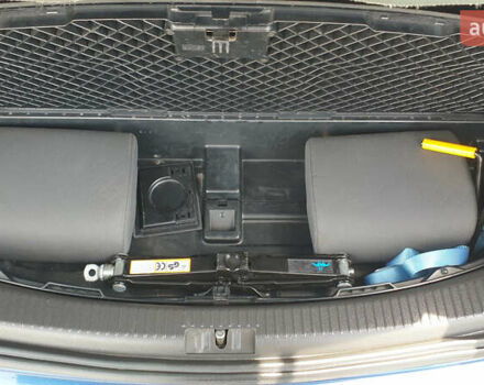 Синій Фольксваген Туран, об'ємом двигуна 1.4 л та пробігом 280 тис. км за 5888 $, фото 7 на Automoto.ua