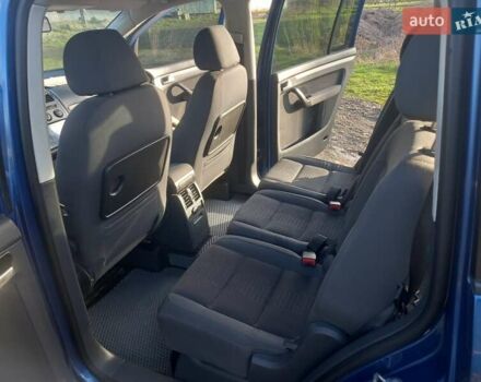 Синий Фольксваген Туран, объемом двигателя 1.9 л и пробегом 289 тыс. км за 8100 $, фото 25 на Automoto.ua