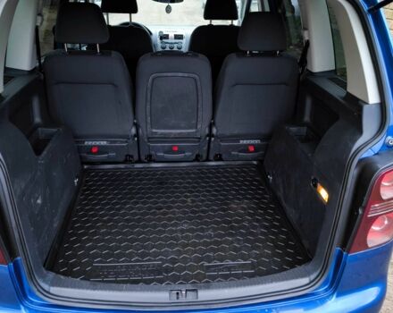 Синій Фольксваген Туран, об'ємом двигуна 2 л та пробігом 358 тис. км за 7500 $, фото 13 на Automoto.ua