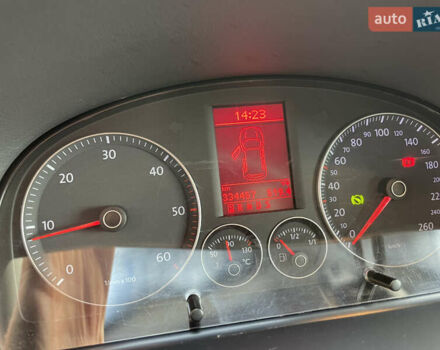 Синий Фольксваген Туран, объемом двигателя 1.9 л и пробегом 334 тыс. км за 7400 $, фото 6 на Automoto.ua