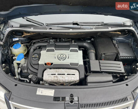 Синій Фольксваген Туран, об'ємом двигуна 1.4 л та пробігом 290 тис. км за 7500 $, фото 29 на Automoto.ua