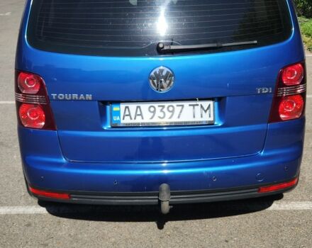 Синий Фольксваген Туран, объемом двигателя 1.9 л и пробегом 345 тыс. км за 7005 $, фото 7 на Automoto.ua