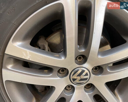 Синий Фольксваген Туран, объемом двигателя 1.9 л и пробегом 334 тыс. км за 7400 $, фото 17 на Automoto.ua