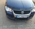 Синій Фольксваген Туран, об'ємом двигуна 1.97 л та пробігом 280 тис. км за 7600 $, фото 1 на Automoto.ua