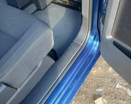 Синий Фольксваген Туран, объемом двигателя 1.9 л и пробегом 289 тыс. км за 8100 $, фото 18 на Automoto.ua