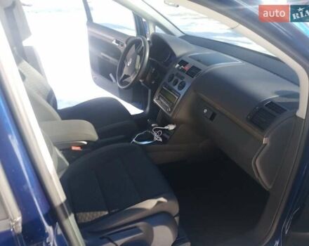 Синий Фольксваген Туран, объемом двигателя 1.4 л и пробегом 205 тыс. км за 7500 $, фото 2 на Automoto.ua