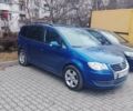 Синий Фольксваген Туран, объемом двигателя 1.39 л и пробегом 170 тыс. км за 7500 $, фото 2 на Automoto.ua