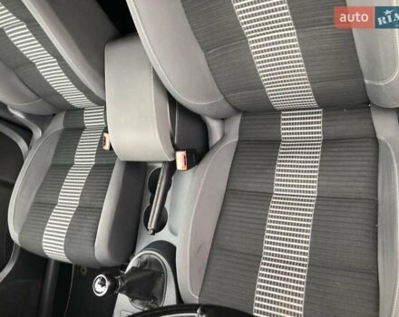 Синий Фольксваген Туран, объемом двигателя 1.6 л и пробегом 209 тыс. км за 7598 $, фото 29 на Automoto.ua