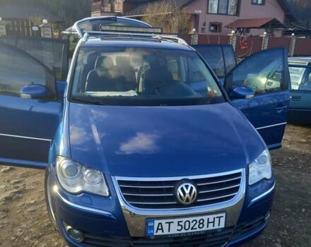 Синий Фольксваген Туран, объемом двигателя 1.9 л и пробегом 289 тыс. км за 8100 $, фото 15 на Automoto.ua