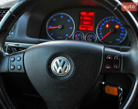 Синій Фольксваген Туран, об'ємом двигуна 2 л та пробігом 255 тис. км за 8400 $, фото 36 на Automoto.ua