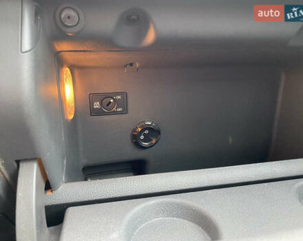 Синий Фольксваген Туран, объемом двигателя 1.4 л и пробегом 229 тыс. км за 6500 $, фото 18 на Automoto.ua