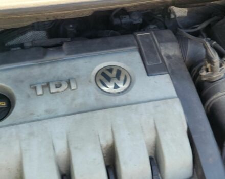 Синий Фольксваген Туран, объемом двигателя 1.9 л и пробегом 345 тыс. км за 7005 $, фото 6 на Automoto.ua