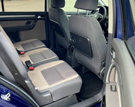 Синий Фольксваген Туран, объемом двигателя 1.4 л и пробегом 198 тыс. км за 6750 $, фото 12 на Automoto.ua