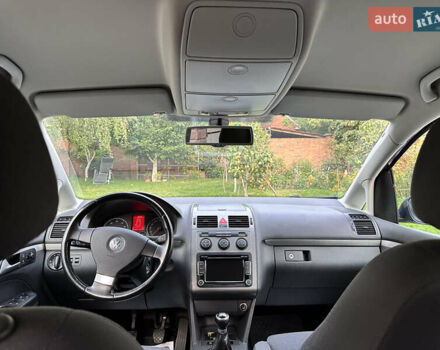 Синий Фольксваген Туран, объемом двигателя 1.4 л и пробегом 229 тыс. км за 6500 $, фото 13 на Automoto.ua