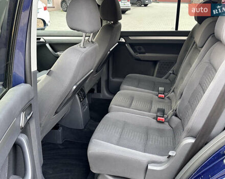 Синий Фольксваген Туран, объемом двигателя 1.4 л и пробегом 229 тыс. км за 6500 $, фото 15 на Automoto.ua