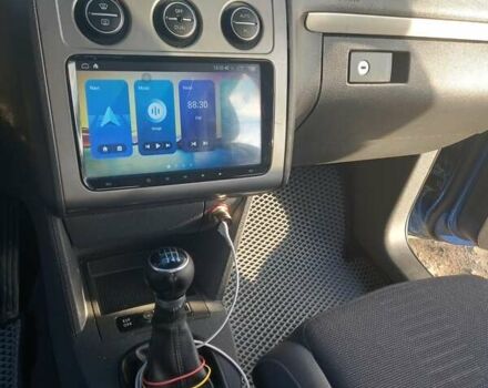 Синий Фольксваген Туран, объемом двигателя 1.9 л и пробегом 289 тыс. км за 8100 $, фото 22 на Automoto.ua