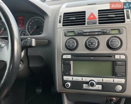 Синий Фольксваген Туран, объемом двигателя 1.6 л и пробегом 209 тыс. км за 7598 $, фото 35 на Automoto.ua