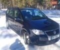 Синий Фольксваген Туран, объемом двигателя 1.4 л и пробегом 205 тыс. км за 7500 $, фото 1 на Automoto.ua