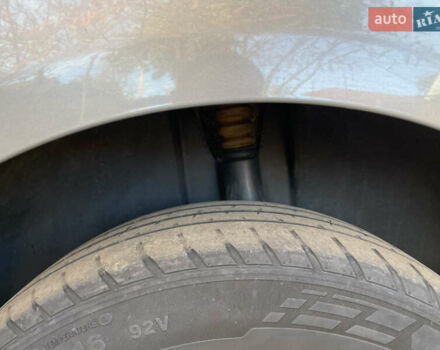 Синий Фольксваген Туран, объемом двигателя 1.9 л и пробегом 334 тыс. км за 7400 $, фото 16 на Automoto.ua