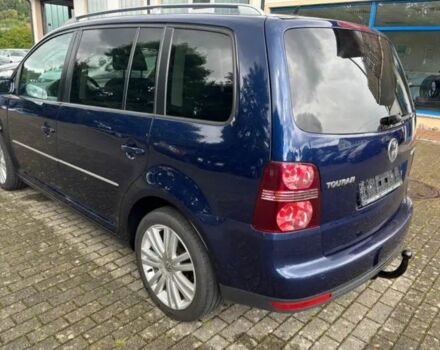 Синий Фольксваген Туран, объемом двигателя 2 л и пробегом 178 тыс. км за 2100 $, фото 5 на Automoto.ua