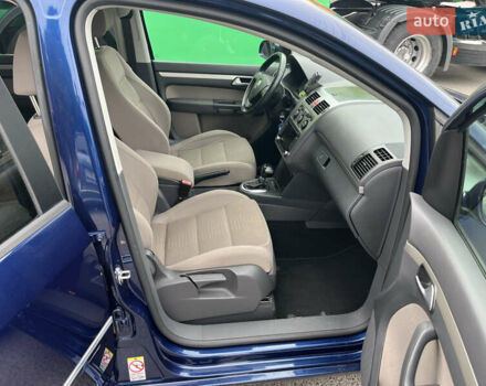 Синій Фольксваген Туран, об'ємом двигуна 1.4 л та пробігом 290 тис. км за 7500 $, фото 15 на Automoto.ua