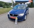 Синий Фольксваген Туран, объемом двигателя 2 л и пробегом 215 тыс. км за 7200 $, фото 1 на Automoto.ua