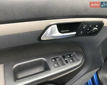 Синий Фольксваген Туран, объемом двигателя 1.6 л и пробегом 209 тыс. км за 7598 $, фото 43 на Automoto.ua