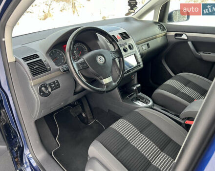 Синий Фольксваген Туран, объемом двигателя 1.4 л и пробегом 227 тыс. км за 7400 $, фото 27 на Automoto.ua