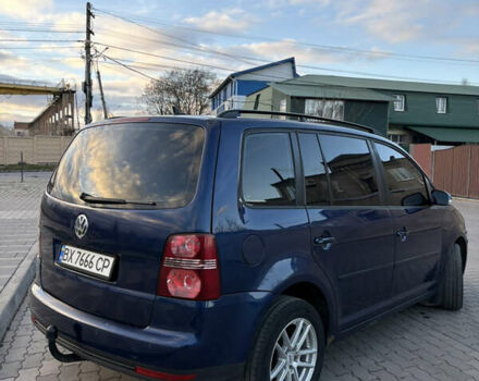 Синій Фольксваген Туран, об'ємом двигуна 1.97 л та пробігом 393 тис. км за 7300 $, фото 4 на Automoto.ua
