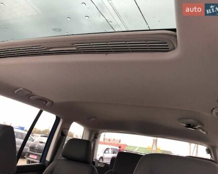 Синий Фольксваген Туран, объемом двигателя 1.6 л и пробегом 212 тыс. км за 7850 $, фото 25 на Automoto.ua