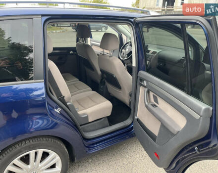 Синій Фольксваген Туран, об'ємом двигуна 1.4 л та пробігом 290 тис. км за 7500 $, фото 12 на Automoto.ua