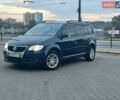 Синий Фольксваген Туран, объемом двигателя 1.97 л и пробегом 278 тыс. км за 7300 $, фото 1 на Automoto.ua