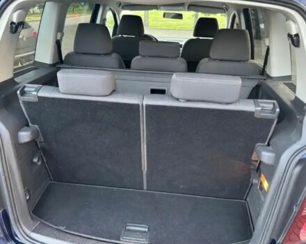 Синий Фольксваген Туран, объемом двигателя 2 л и пробегом 178 тыс. км за 2100 $, фото 2 на Automoto.ua