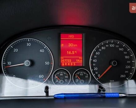 Синій Фольксваген Туран, об'ємом двигуна 2 л та пробігом 358 тис. км за 7500 $, фото 26 на Automoto.ua