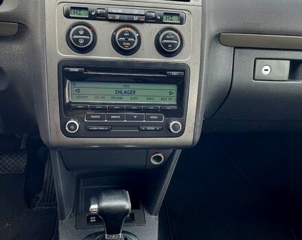 Синий Фольксваген Туран, объемом двигателя 1.4 л и пробегом 198 тыс. км за 6750 $, фото 10 на Automoto.ua