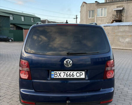 Синій Фольксваген Туран, об'ємом двигуна 1.97 л та пробігом 393 тис. км за 7300 $, фото 5 на Automoto.ua