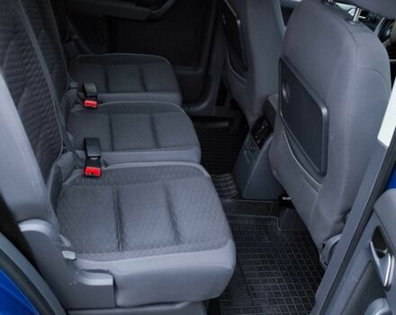 Синій Фольксваген Туран, об'ємом двигуна 2 л та пробігом 358 тис. км за 7500 $, фото 14 на Automoto.ua