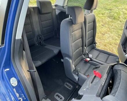 Синий Фольксваген Туран, объемом двигателя 1.9 л и пробегом 330 тыс. км за 8400 $, фото 7 на Automoto.ua