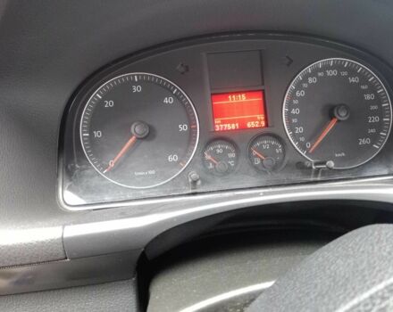 Синий Фольксваген Туран, объемом двигателя 2 л и пробегом 378 тыс. км за 3309 $, фото 4 на Automoto.ua