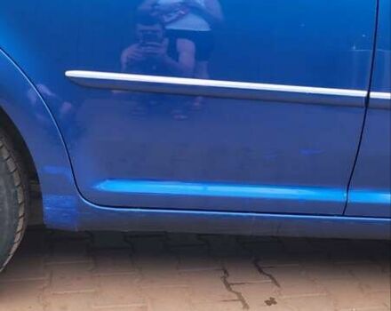 Синій Фольксваген Туран, об'ємом двигуна 1.39 л та пробігом 268 тис. км за 6999 $, фото 8 на Automoto.ua