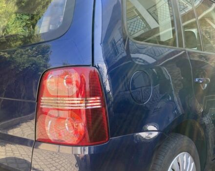 Синий Фольксваген Туран, объемом двигателя 2 л и пробегом 250 тыс. км за 7900 $, фото 4 на Automoto.ua