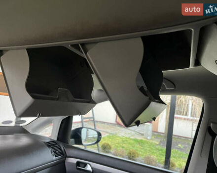 Синий Фольксваген Туран, объемом двигателя 1.39 л и пробегом 270 тыс. км за 7500 $, фото 24 на Automoto.ua